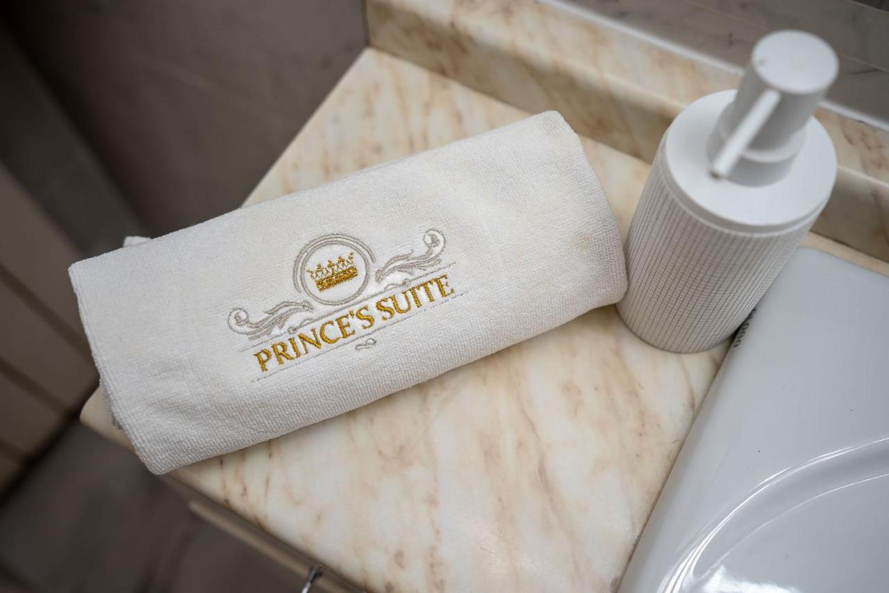 Prince'S Suite - Budget Rooms & Apt Piazza Del Popolo Рим Екстериор снимка