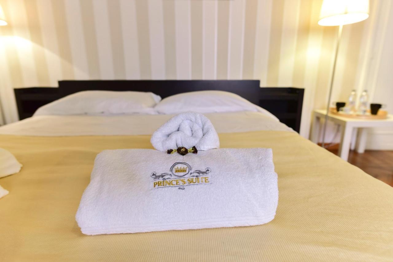 Prince'S Suite - Budget Rooms & Apt Piazza Del Popolo Рим Екстериор снимка