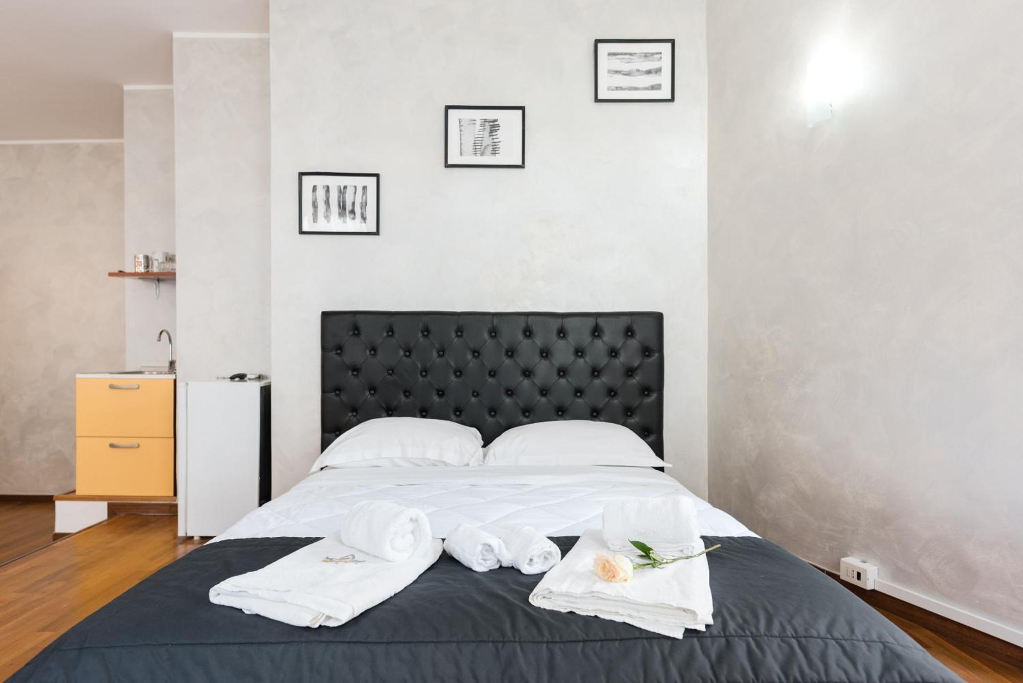 Prince'S Suite - Budget Rooms & Apt Piazza Del Popolo Рим Екстериор снимка