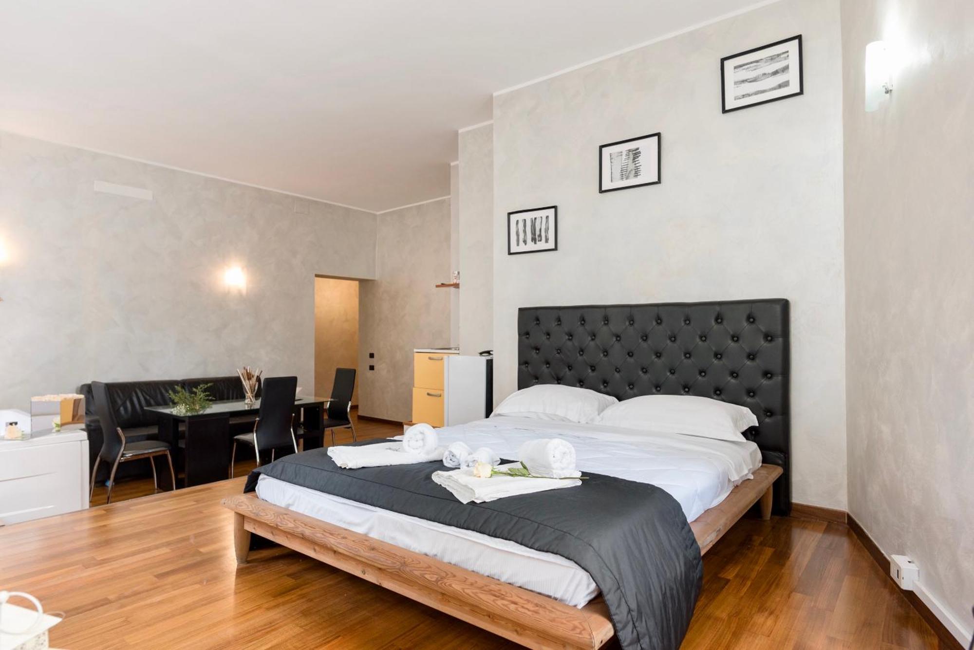 Prince'S Suite - Budget Rooms & Apt Piazza Del Popolo Рим Екстериор снимка