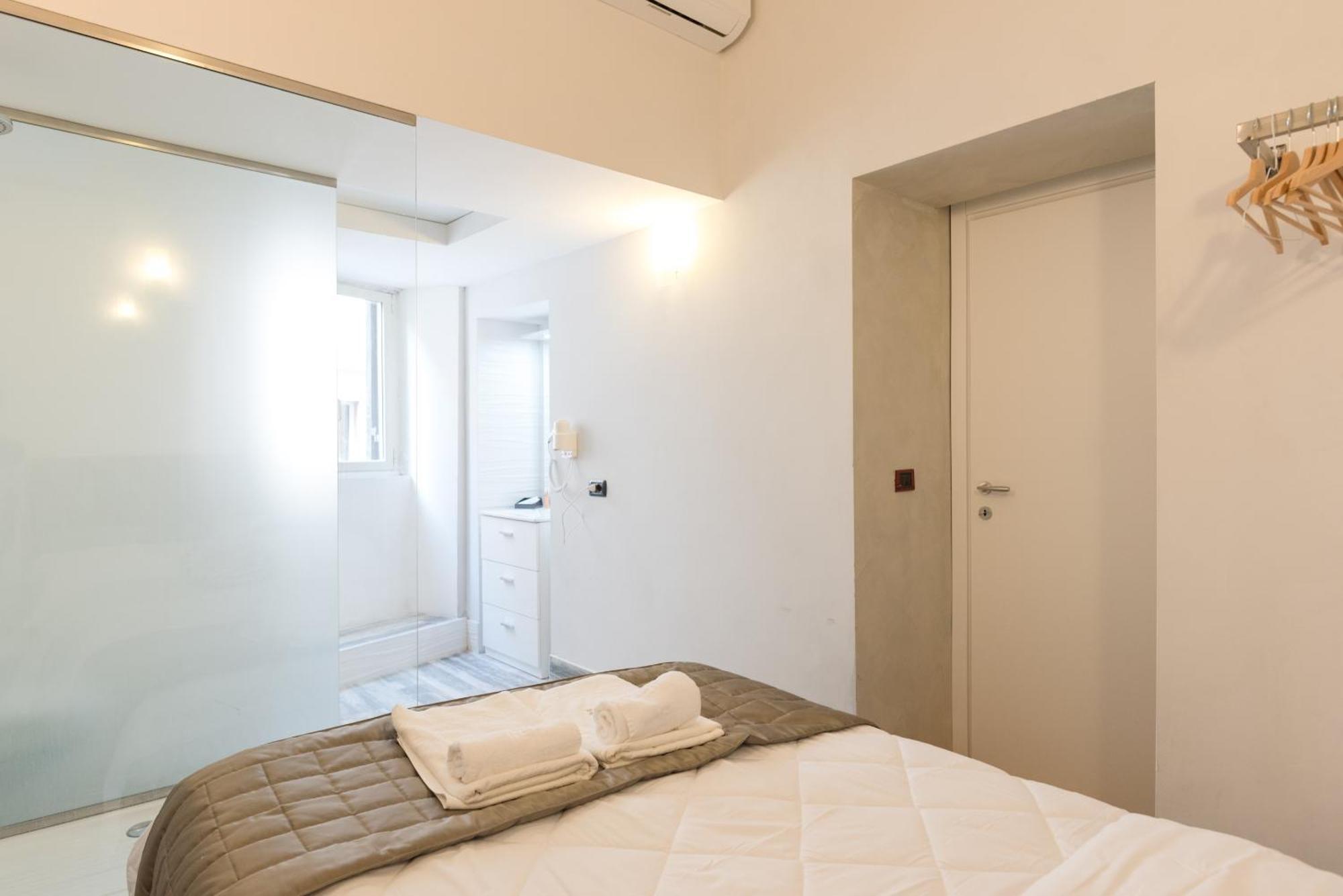 Prince'S Suite - Budget Rooms & Apt Piazza Del Popolo Рим Екстериор снимка